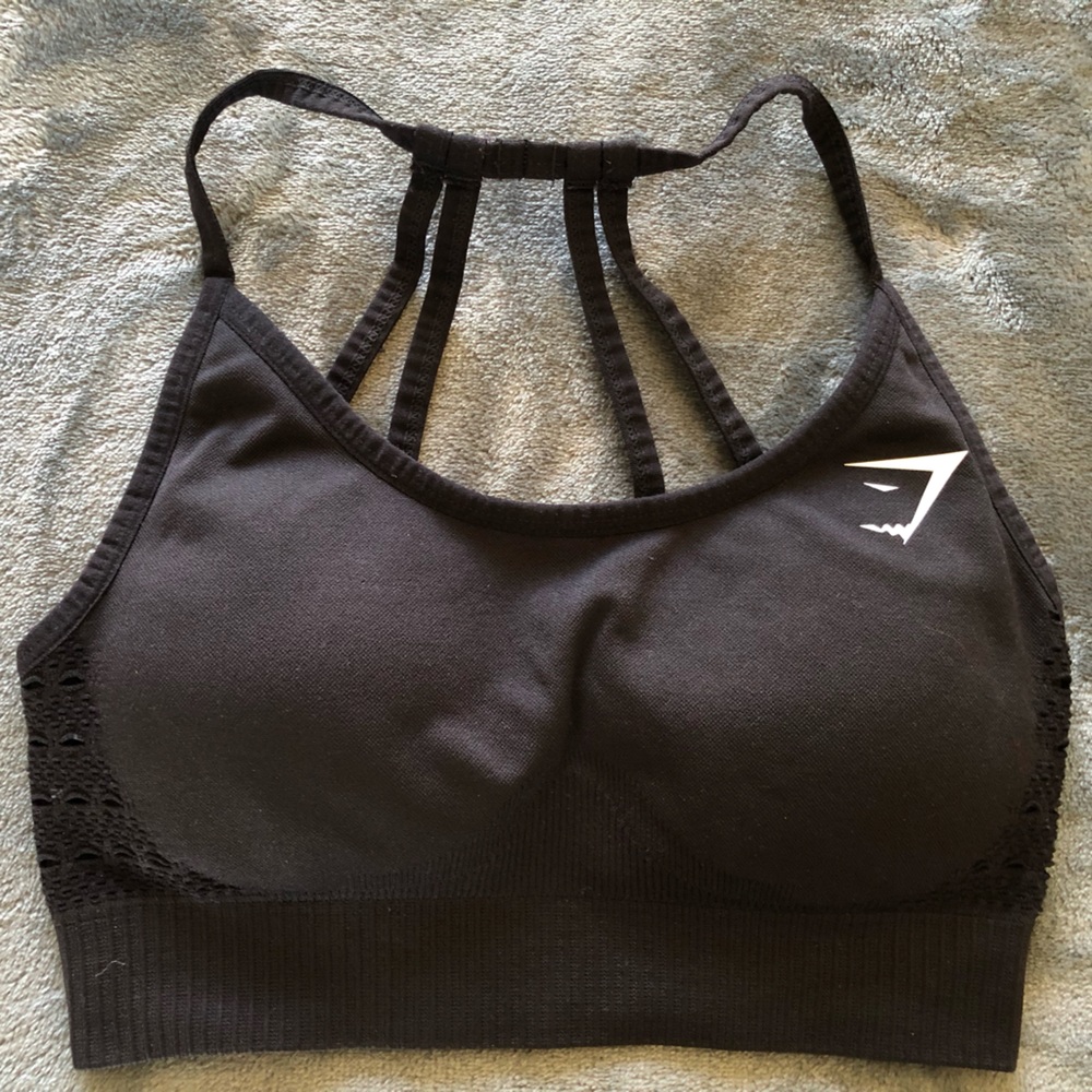 Black Gymshark sports bra